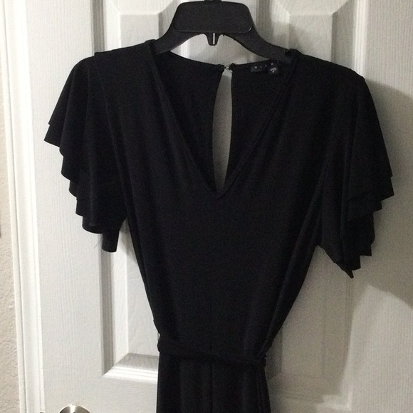 Black jumpsuit with ruffle sleeves - Picture 2 of 4
